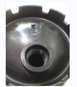 Unscrewing mold structure showing threaded core mechanism for plastic injection molding