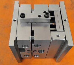 Injection mold cost and tool life comparison for production tooling