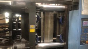 two-color injection molding machine for two-shot molding