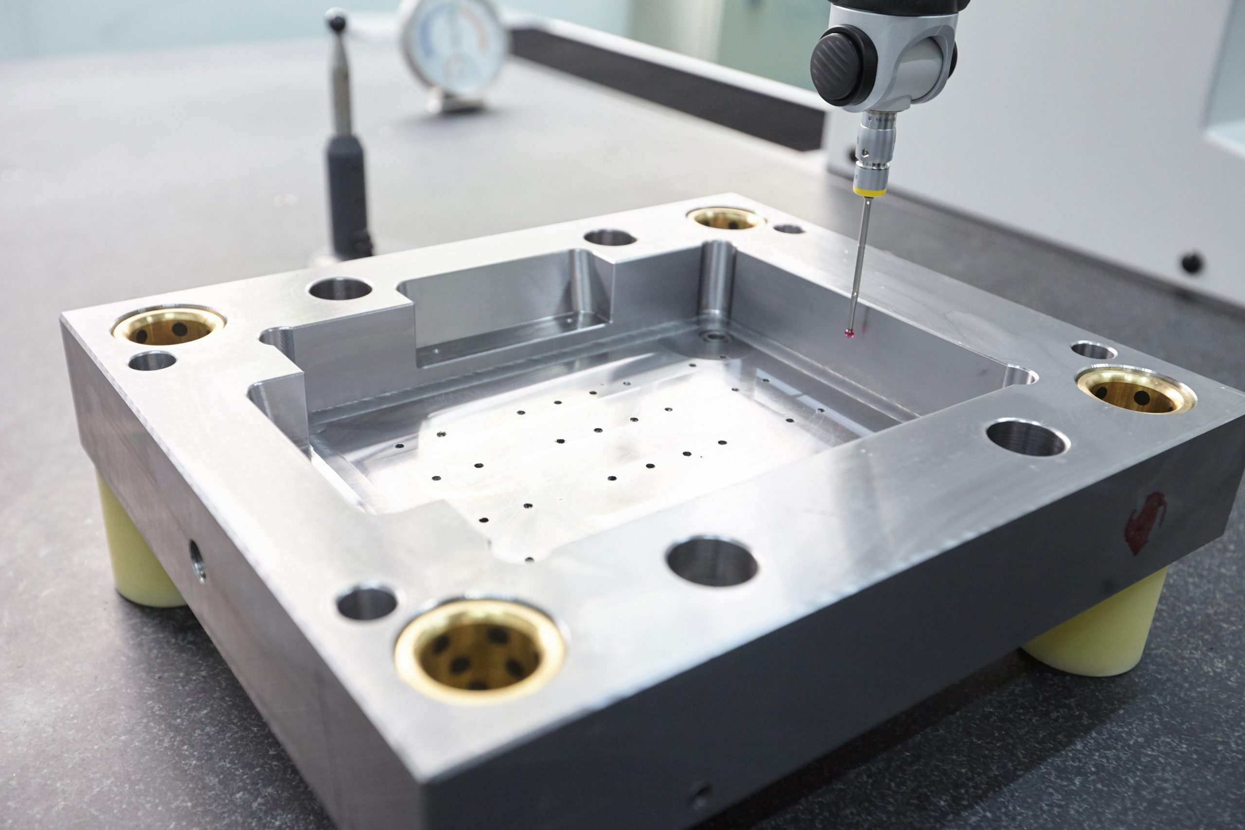 CMM quality inspection of precision injection mold core and cavity components