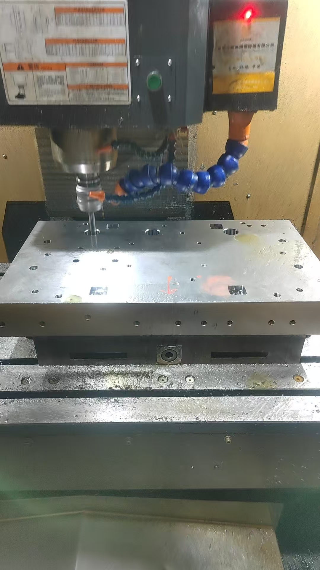 CNC machining process from CAD programming to inspection for mold components