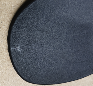 injection mold venting design defect with burn mark on plastic part