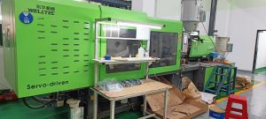 Plastic pet bowls for injection molding manufacturing