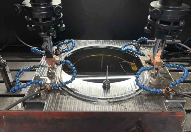 Injection mold warranty for protecting tooling investment and reducing repair risk