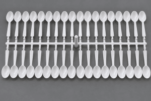 Stack mold injection molding for high-volume plastic spoon production